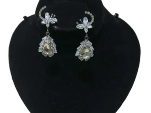 Diamond stud earrings for girls